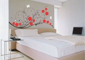 Цветочные мотивы в оформлении спальни
